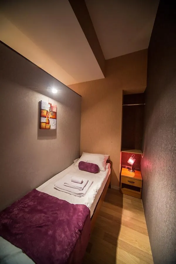 Hostel Inn Hotel&Hostel Баку 0*,